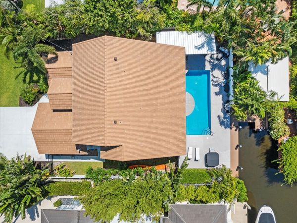 1050 Brooks Lane, Delray Beach, FL 33483