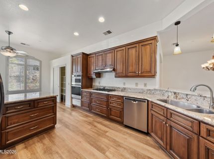 9900 Wilbur May Parkway, Unit APT 2501, Reno, NV 89521 Photo