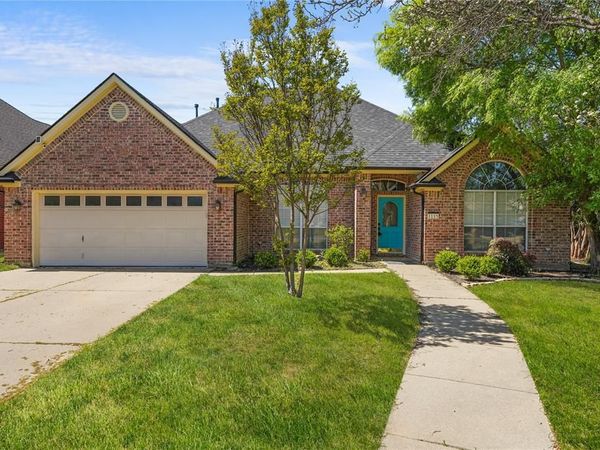 1115 Brook Arbor Drive, Mansfield, TX 76063