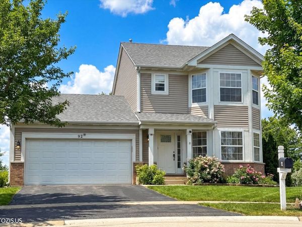 92 Kenilworth Court , Romeoville, IL 60446