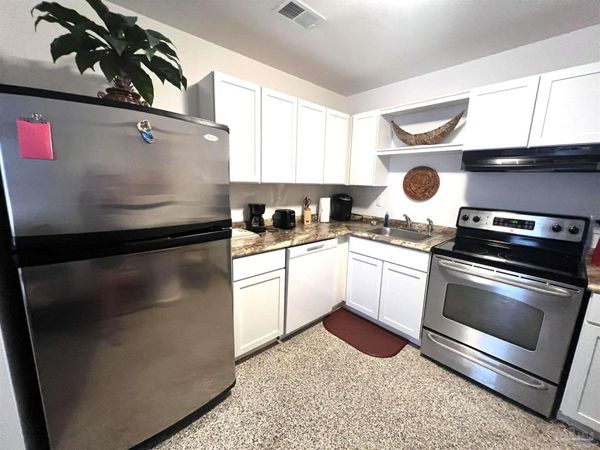 1307 Redwood Ln, Unit G, Gulf Breeze, FL 32563