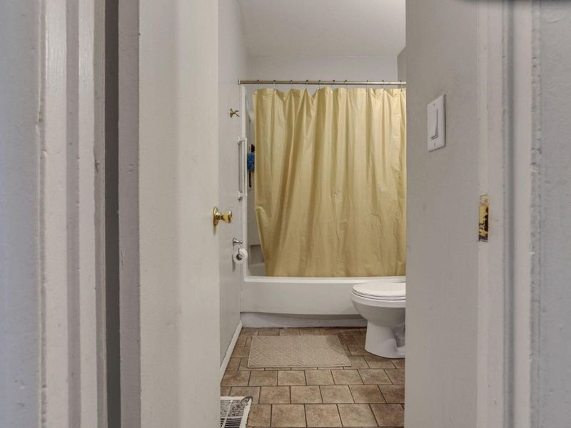 861 Derrer Road, Columbus, OH 43204 Photo 34