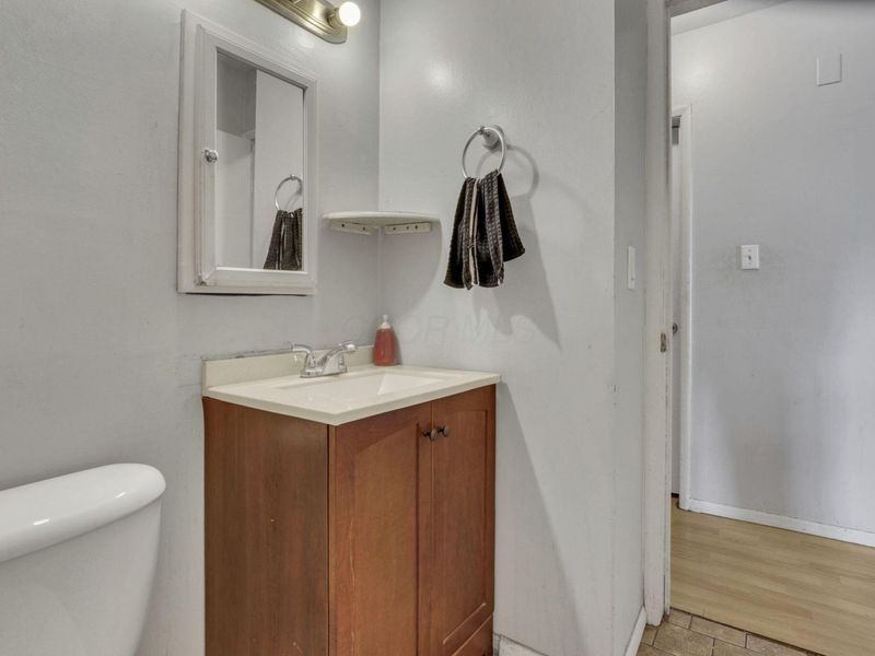 861 Derrer Road, Columbus, OH 43204 Photo 36