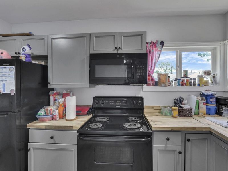 861 Derrer Road, Columbus, OH 43204 Photo 46