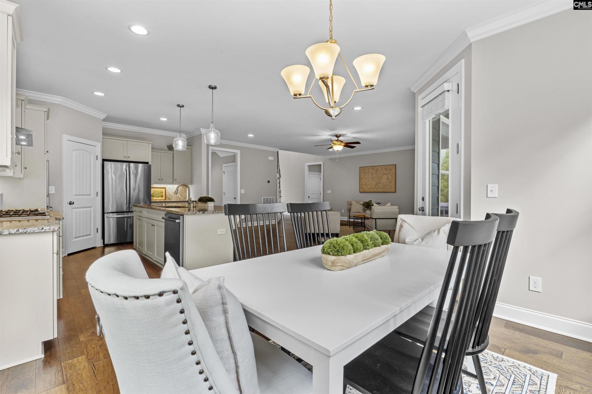 118 Edinburgh Way  Photo 11