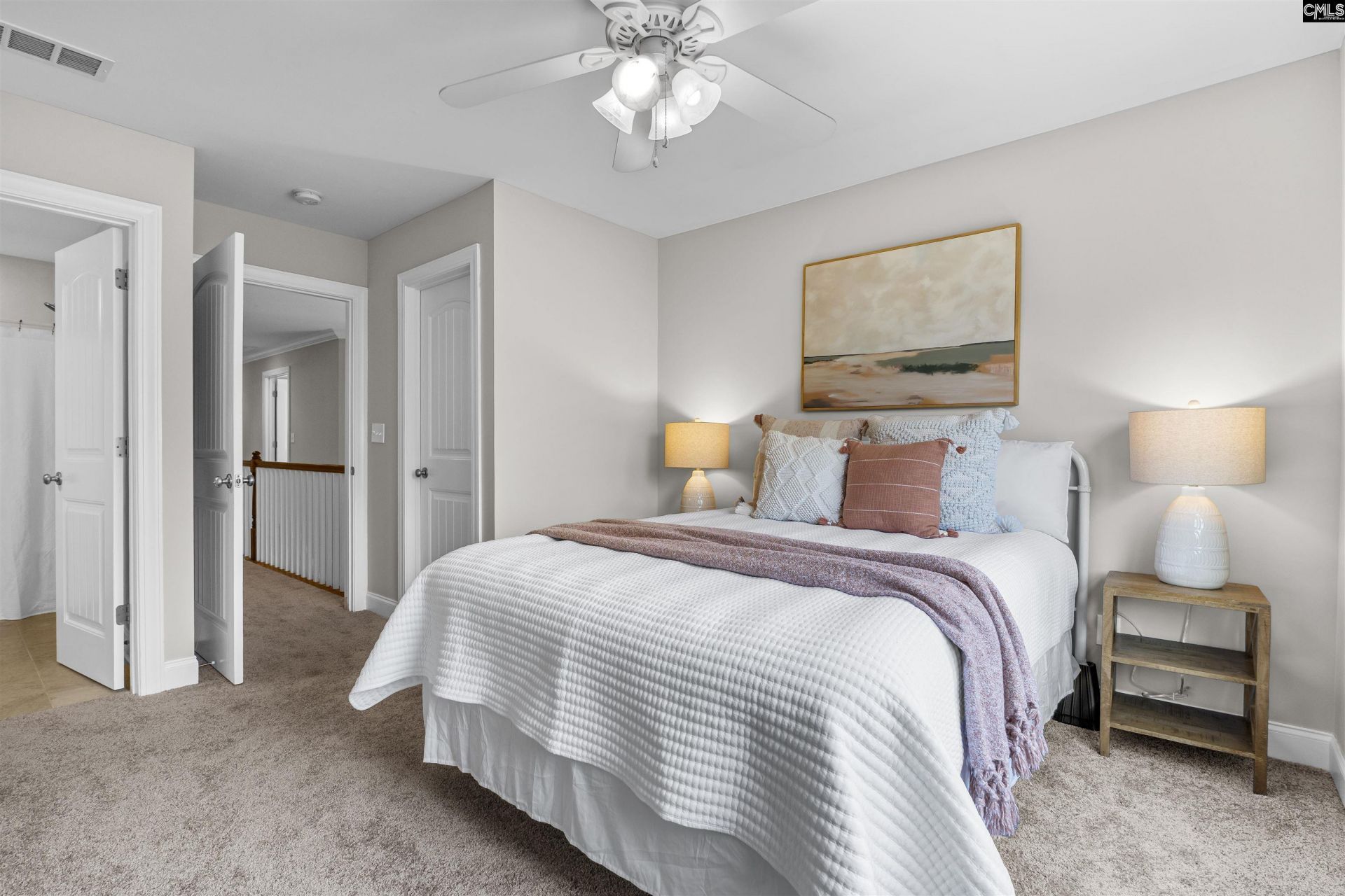 118 Edinburgh Way  Photo 23