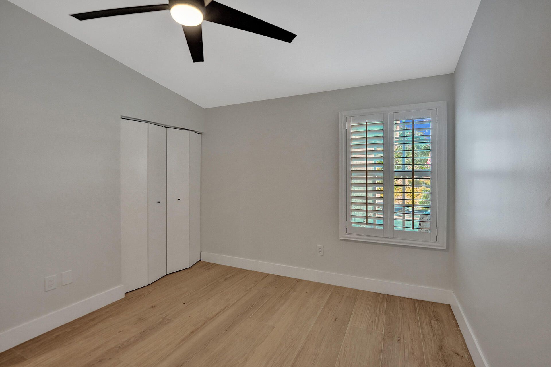 876 Jeffery Street, Boca Raton, FL 33487 Photo