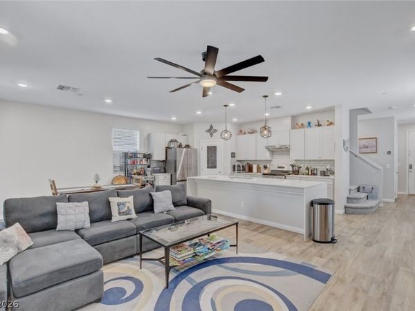 8494 Torozo Avenue, Las Vegas, NV 89149