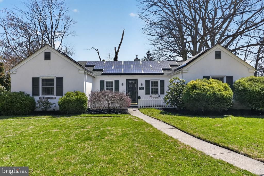 700 HAMILTON STREET, NORRISTOWN, PA 19401