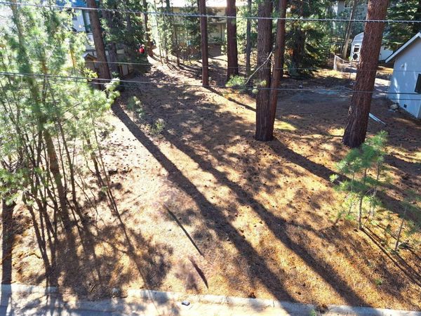1662 Maiden Hair Ct, South Lake Tahoe, CA 96150