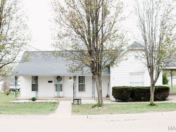 113 S Ravencrest Street , Desloge, MO 63601