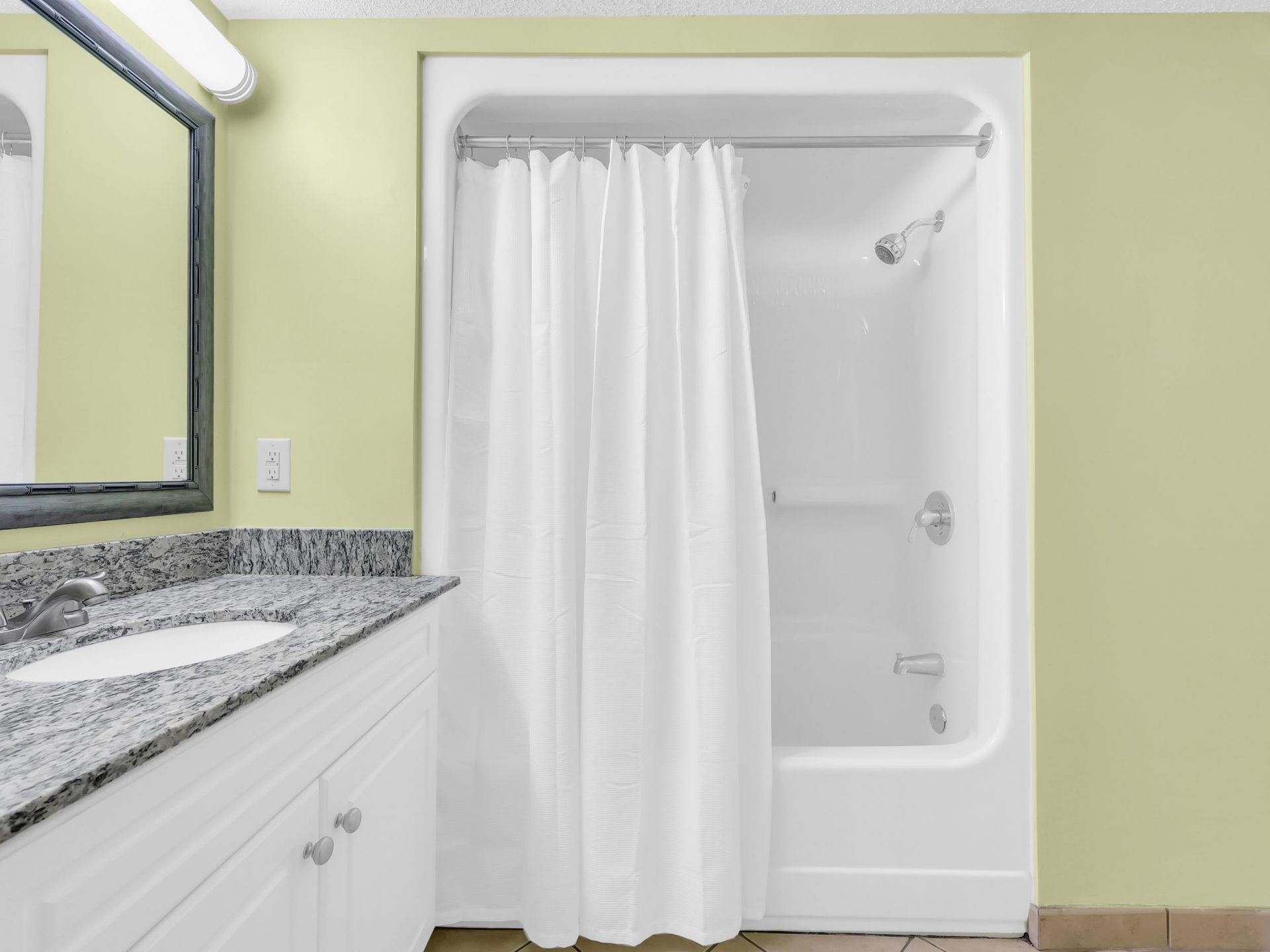 3000 N Ocean Blvd. Photo 22