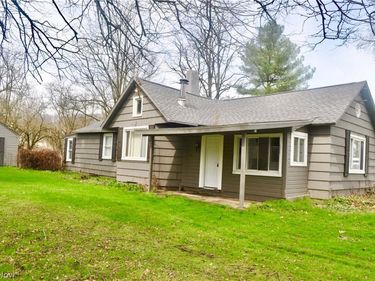 5872 Main Street, Peninsula, OH 44264