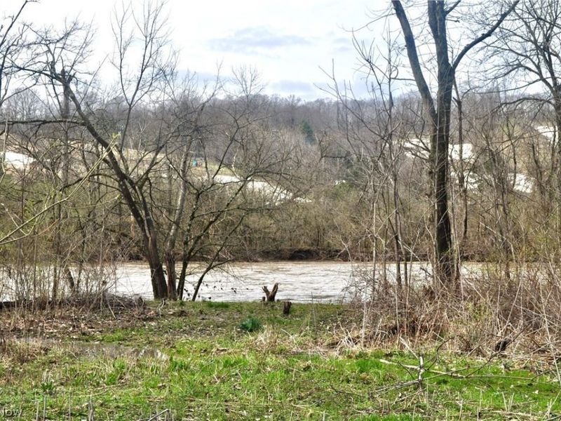 5872 Main Street, Peninsula, OH 44264 Photo 6