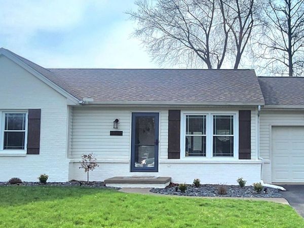 3335 Indian Oaks Lane , Toledo, OH 43617