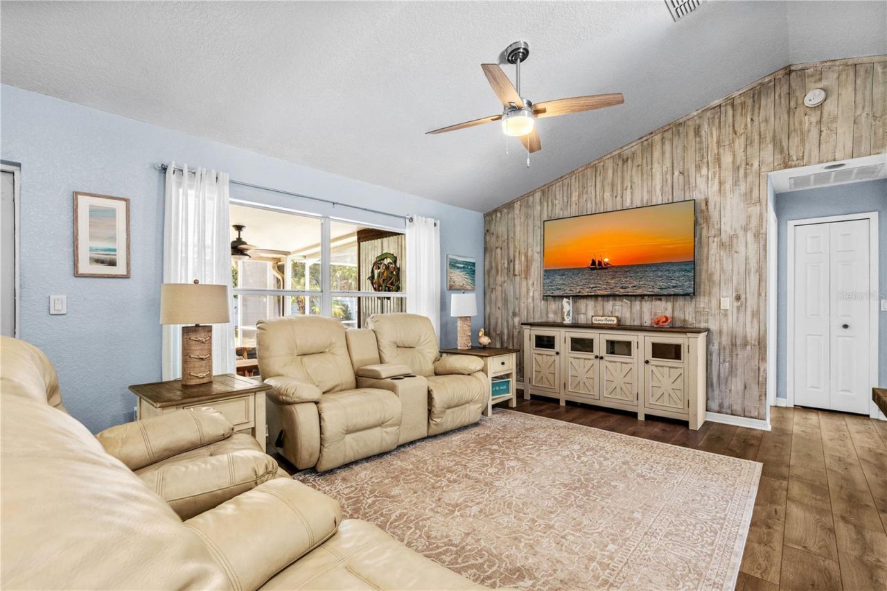 816 S Myrtle Avenue , New Smyrna Beach, FL 32168 Photo