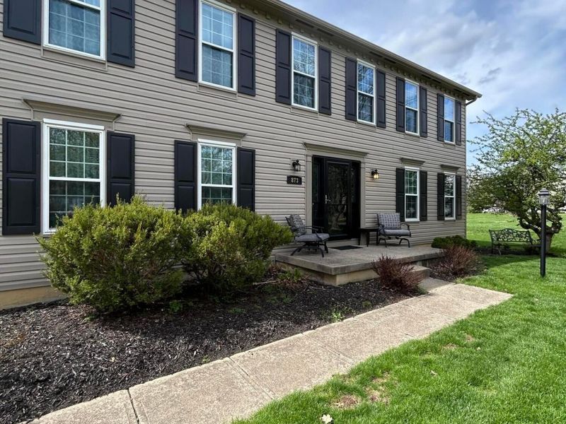 873 Falkirk Court, Pickerington, OH 43147 Photo 3