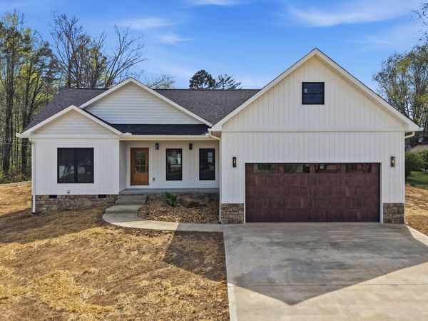 111 Poppy Avenue, Dayton, TN 37321