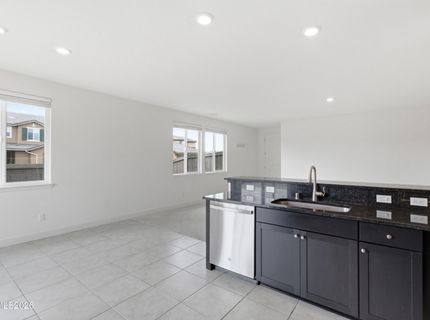 6924 White River Way, Sparks, NV 89436 Photo