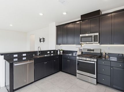 6924 White River Way, Sparks, NV 89436 Photo