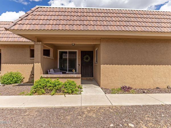 409 W BLACKHAWK Drive, Unit 5, Phoenix, AZ 85027