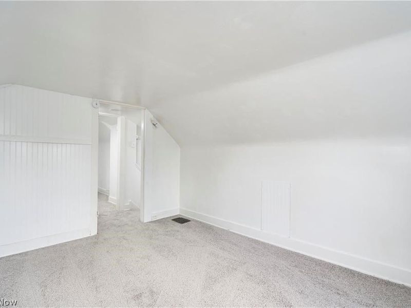 1181 Pondview Avenue, Akron, OH 44305 Photo 14