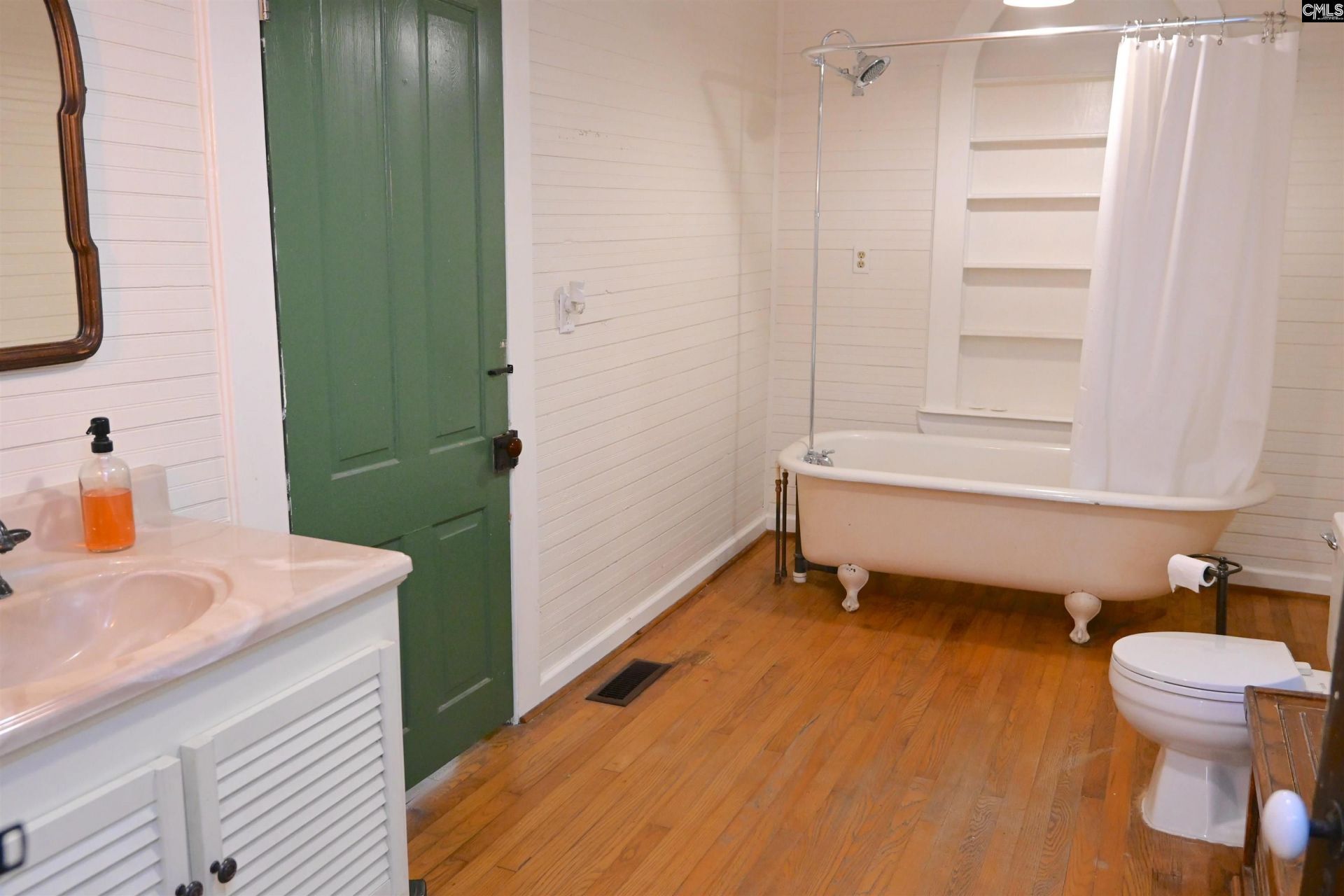 450 Lewie Street  Photo 11