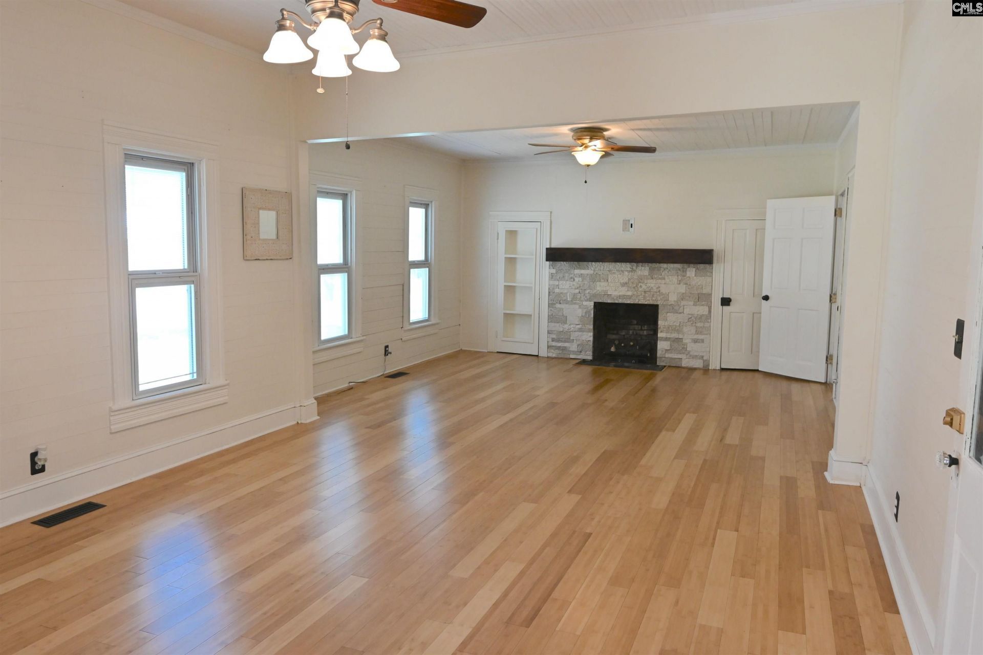 450 Lewie Street  Photo 15