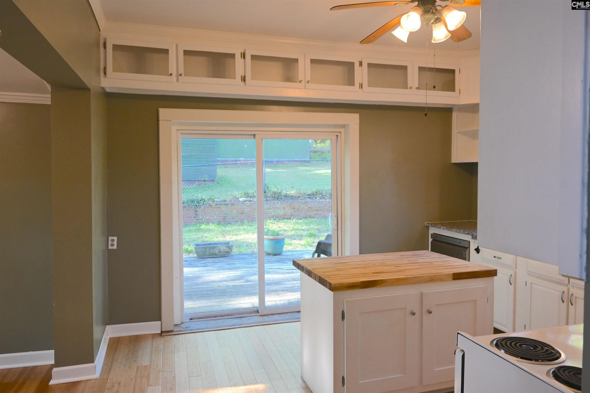 450 Lewie Street  Photo 16