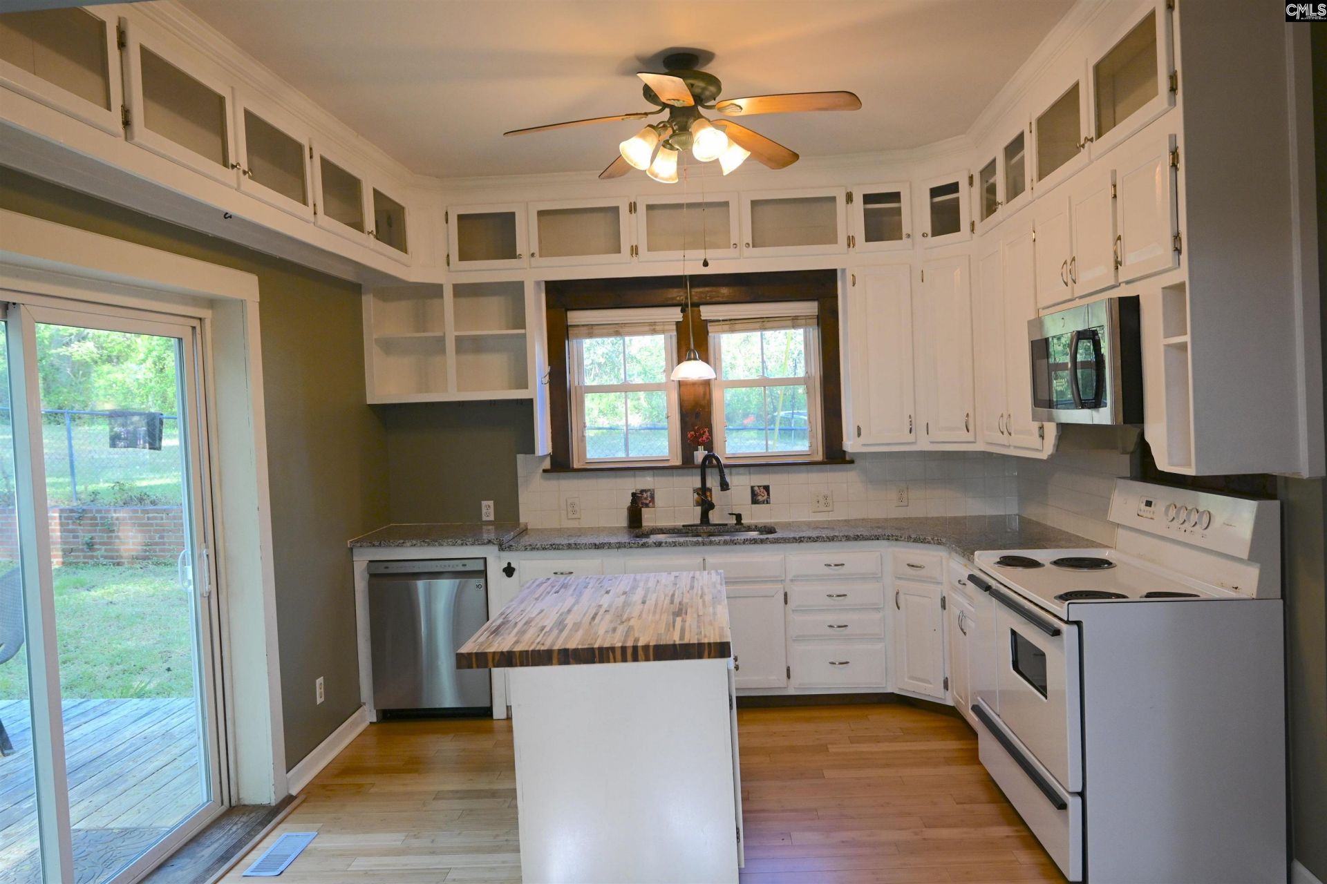 450 Lewie Street  Photo 20