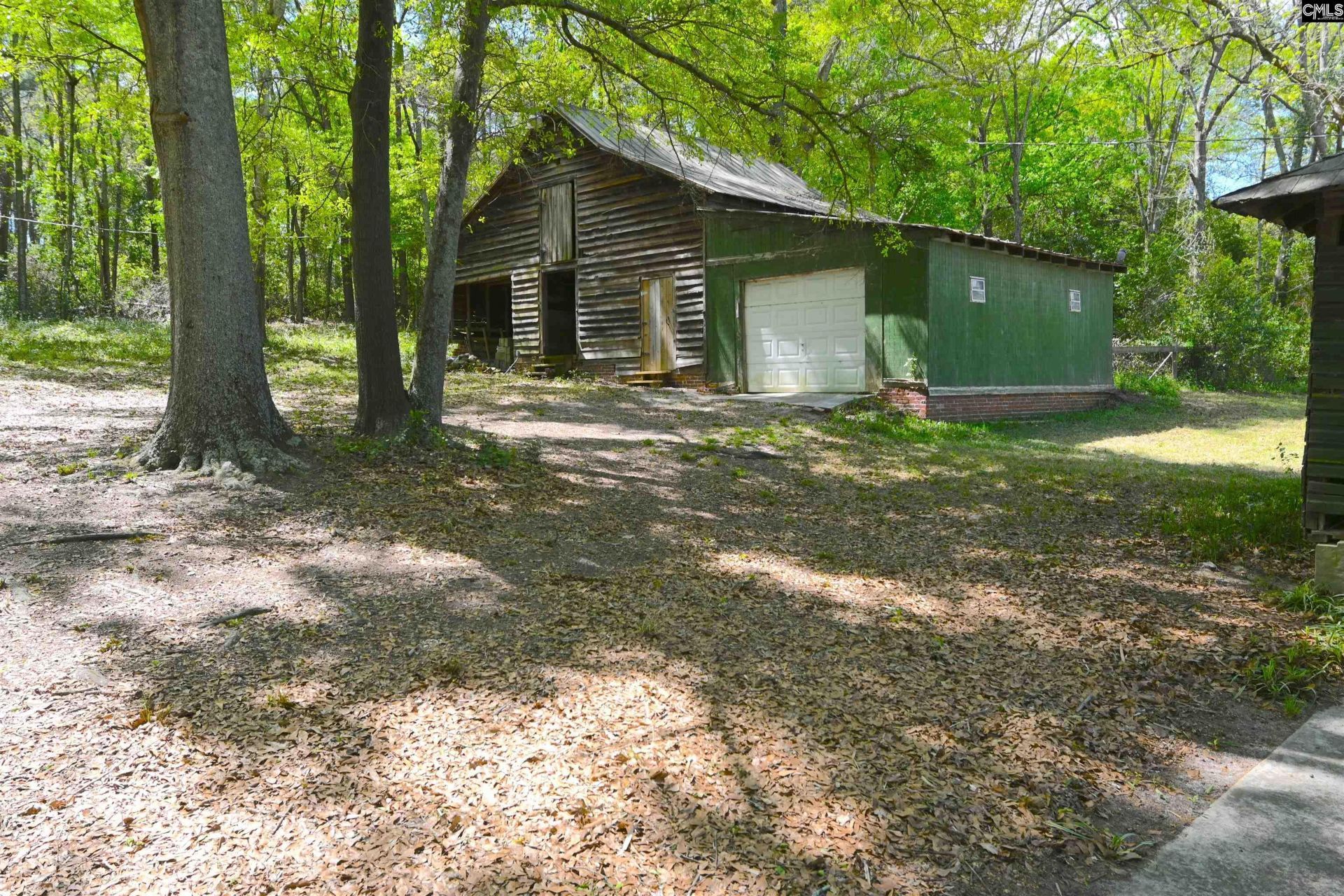 450 Lewie Street  Photo 34