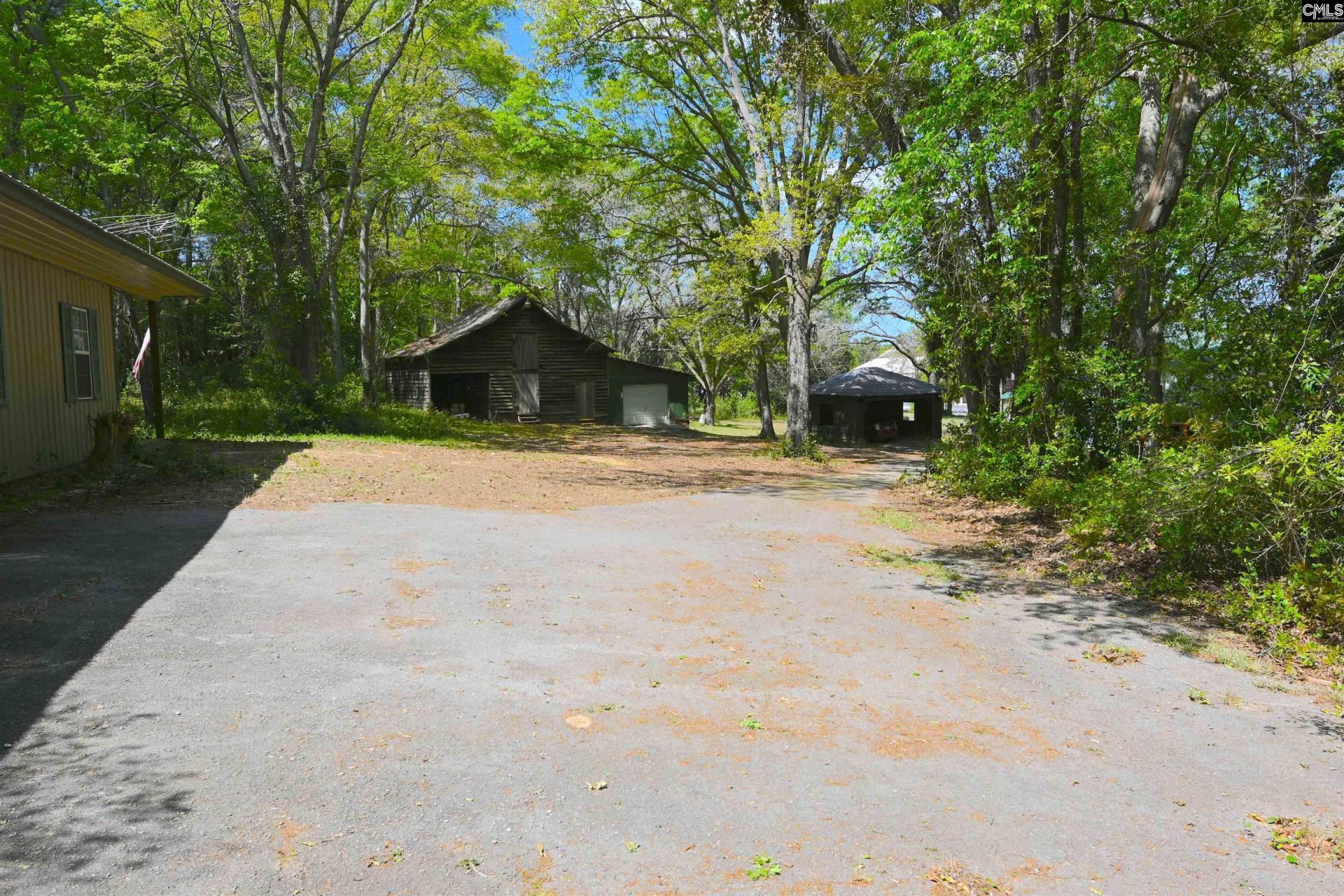 450 Lewie Street  Photo 37