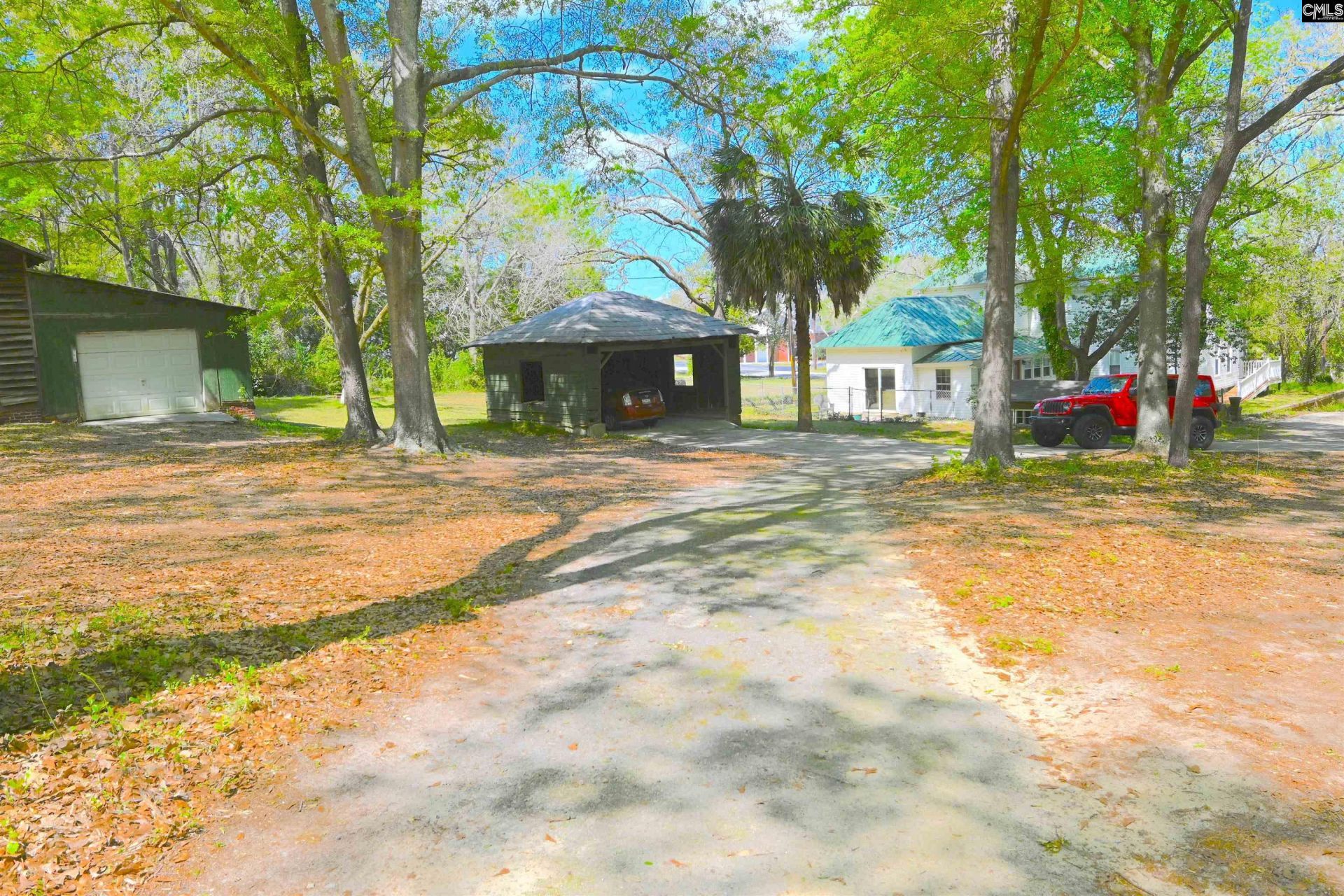 450 Lewie Street  Photo 39