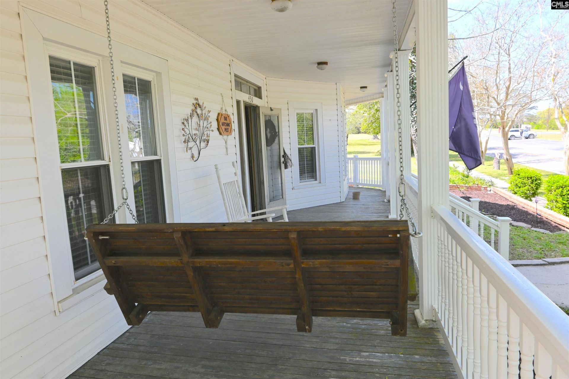 450 Lewie Street  Photo 6