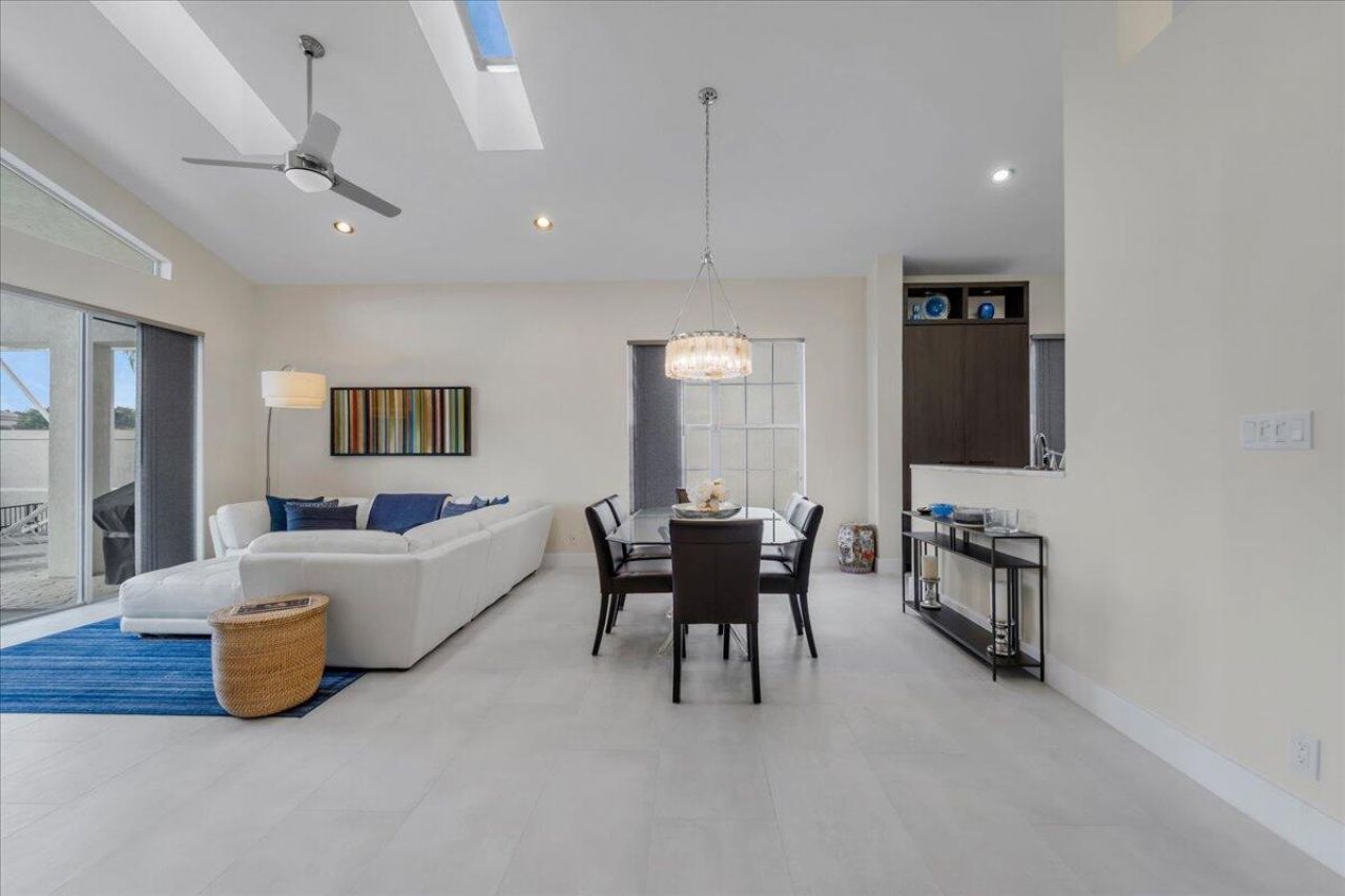 6240 NW 24th Street, Boca Raton, FL 33434 Photo