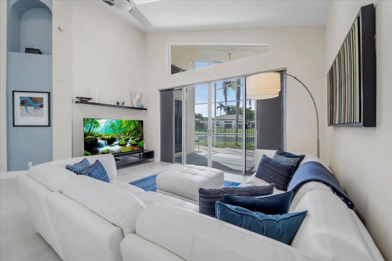 6240 NW 24th Street, Boca Raton, FL 33434 Photo