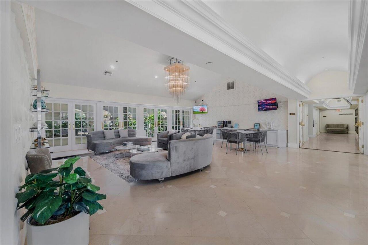 6240 NW 24th Street, Boca Raton, FL 33434 Photo