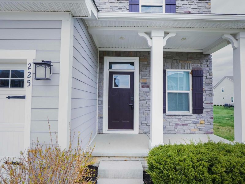 225 Messenger Way, Lewis Center, OH 43035 Photo 2