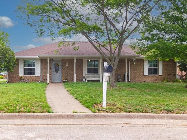 304 Johnston Boulevard, Waxahachie, TX 75165