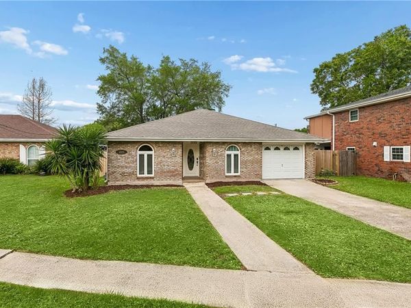 4925 BELLE Drive, Metairie, LA 70006