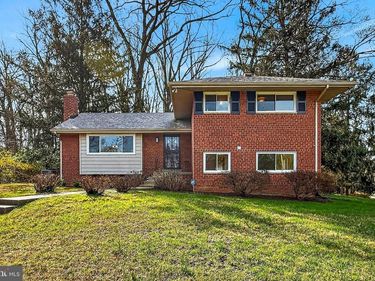 6451 QUEEN ANNE TERRACE, FALLS CHURCH, VA 22044