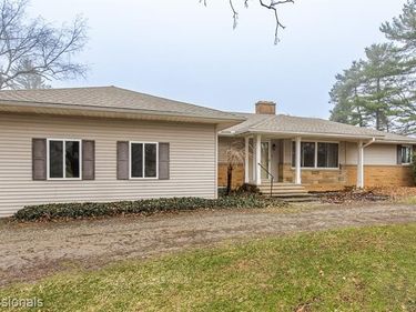 3230 Thomas Road, Oxford Twp, MI 48371