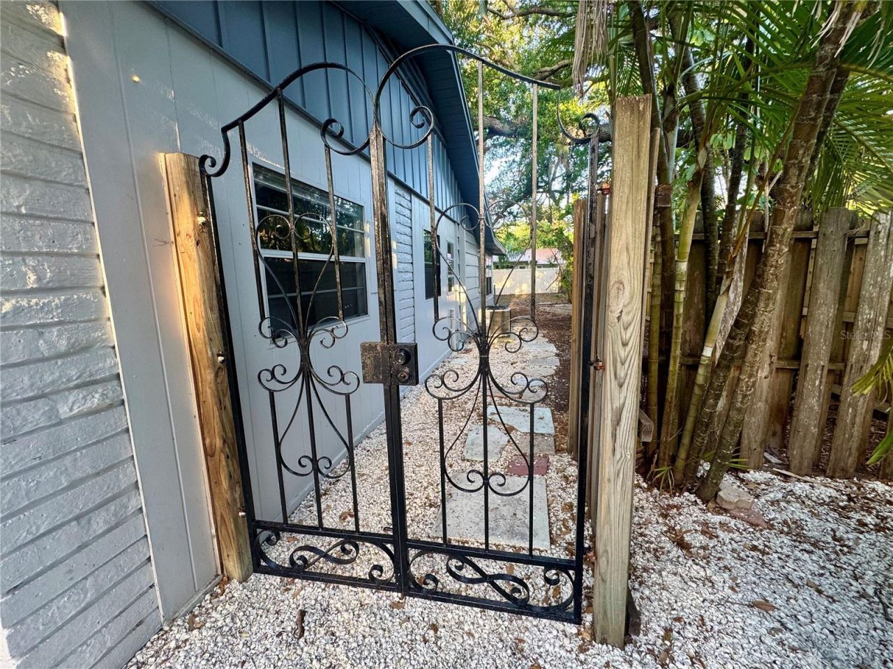 2107 Chippawa Place , Sarasota, FL 34234 Photo