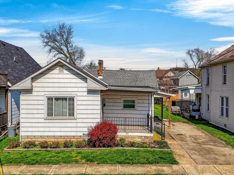 231 Gallagher Avenue, Logan, OH 43138 Photo 2