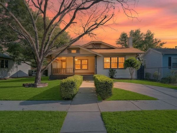 806 Kayton Ave, San Antonio, TX 78210