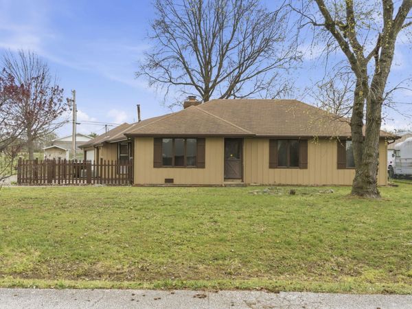 112 Grand Prairie Drive, Willard, MO 65781