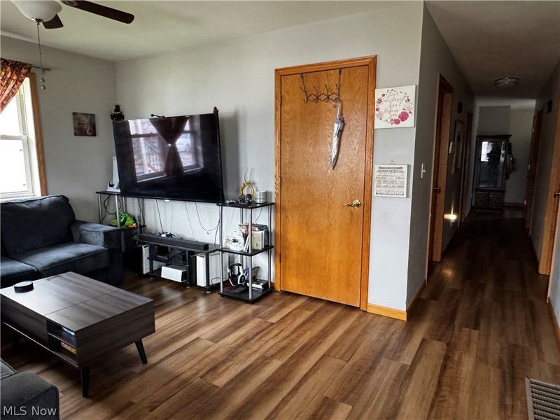 546 Cemetery Street, Coshocton, OH 43812 Photo 7