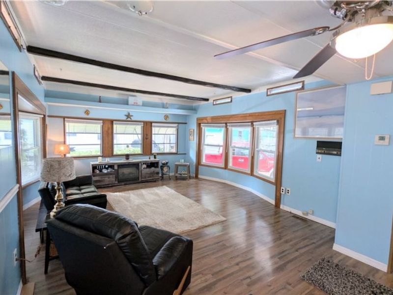 4017 Lake Road, Unit 17, Conneaut, OH 44030 Photo 9