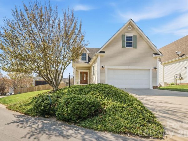 8 Sweet Gum Drive , Asheville, NC 28805