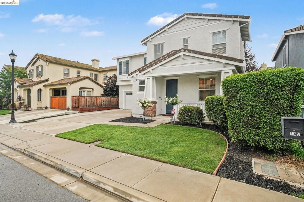241 Yellow Rose Cir, Oakley, CA 94561 Main Photo